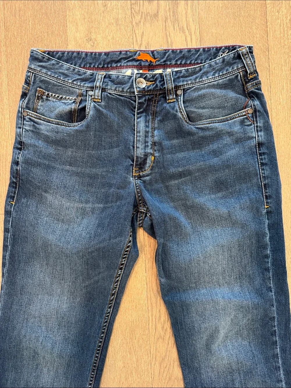 Tommy Bahama Sand Drifter Authentic Blue Denim Jeans Mens 32/32 Straight Leg - Picture 3 of 16